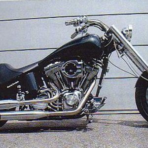 H.D. Twin Cam 88 black/chrome, 1450ccm